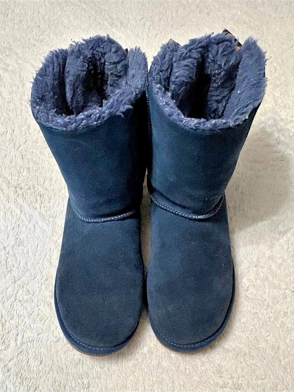 UGG Bailey Bow Winter Boots Blue with bows US 8
